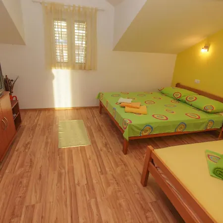 Puharic Apartamento Makarska
