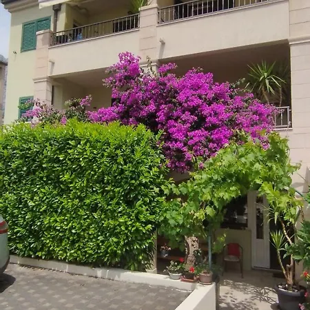 Puharic Apartment *