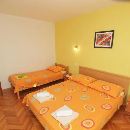 Vila Puharic * Makarska