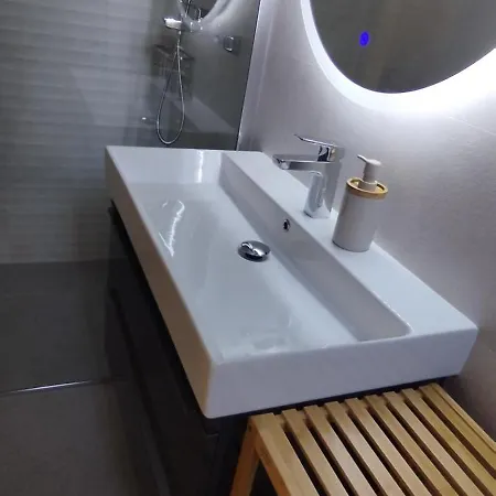 Vila Puharic Apartment Makarska